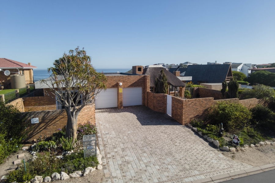 3 Bedroom Property for Sale in Yzerfontein Western Cape